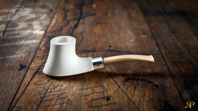 Freehand Meerschaum Pipe with 925k Silver
